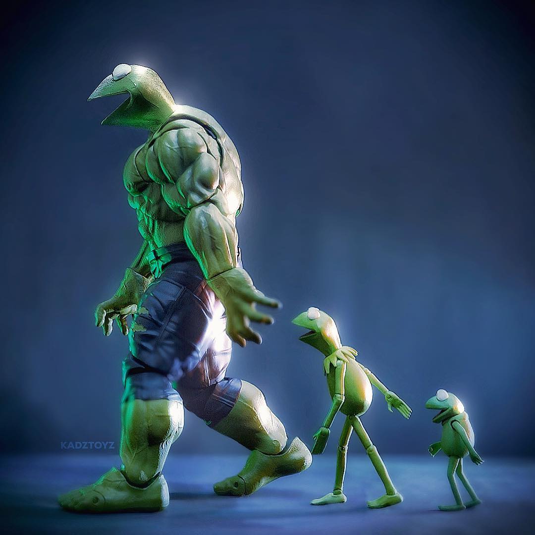 Toy Chest Theater: Kermit the…Hulk 